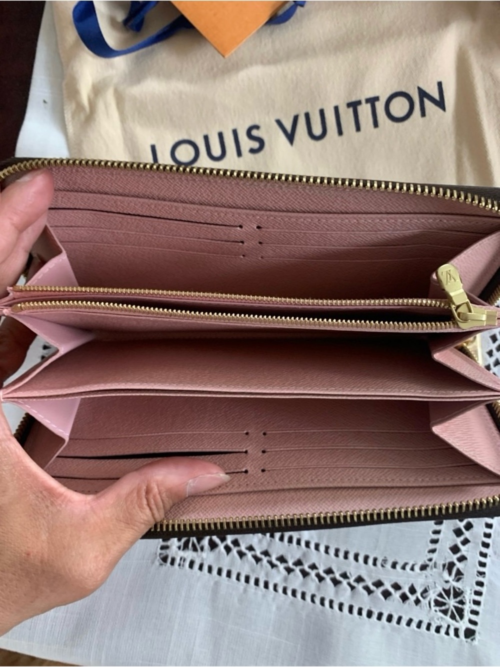 Louis Vuitton Monogram Zip-Around Wallet in Brown and Gold-Tone - Picture 4 of 7